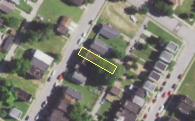 Aerial view of 1430 GRANVILLE PL — vacant lot, St. Louis with approximate parcel outline