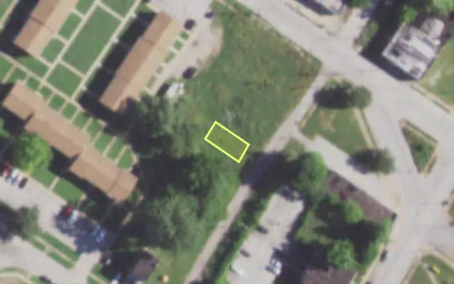 Aerial view of 1449 COCKRILL ST — vacant lot, St. Louis with approximate parcel outline