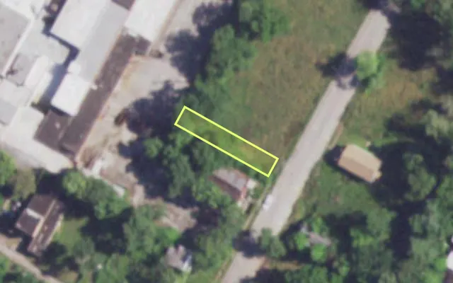 Aerial view of 3043 NEW ASHLAND PL — vacant lot, St. Louis with approximate parcel outline