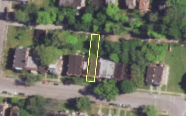 Aerial view of 4729 NEWBERRY TER — vacant lot, St. Louis with approximate parcel outline