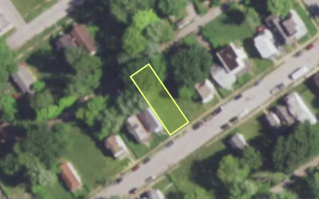 Aerial view of 5049 EMERSON AV — vacant lot, St. Louis with approximate parcel outline