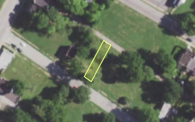 Aerial view of 5739 THEODOSIA AV — vacant lot, St. Louis with approximate parcel outline