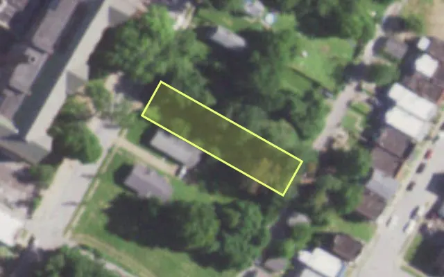 Aerial view of 2934 ARLINGTON AV — vacant lot, St. Louis with approximate parcel outline