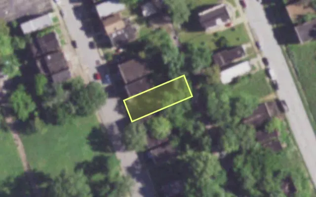 Aerial view of 4014 N FLORISSANT AV — vacant lot, St. Louis with approximate parcel outline