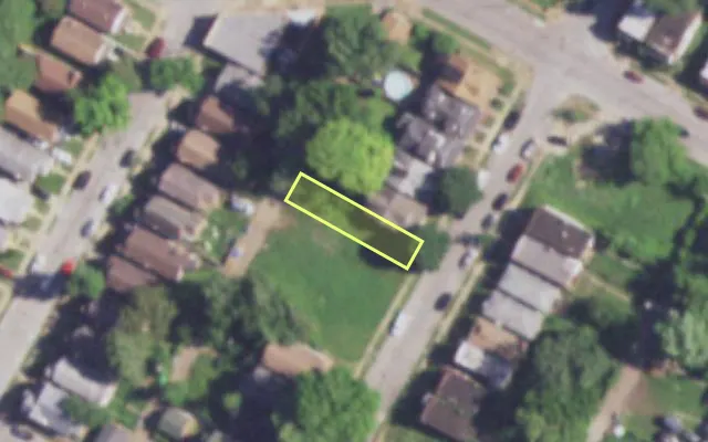 Aerial view of 4125 N TAYLOR AV — vacant lot, St. Louis with approximate parcel outline