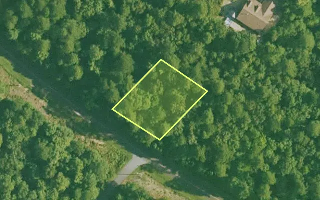 Aerial view of SALINE County parcel 552-00035-000 — Arkansas post-auction with approximate parcel outline
