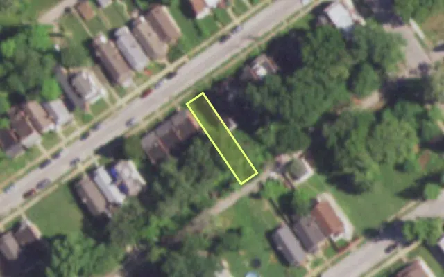 Aerial view of 5456 GENEVIEVE AV — vacant lot, St. Louis with approximate parcel outline