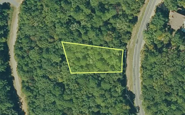Aerial view of VAN BUREN County parcel 4300-15176-0000 — Arkansas post-auction with approximate parcel outline