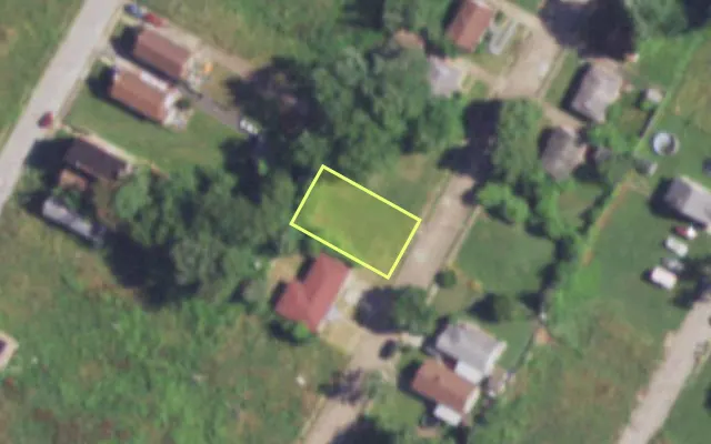 Aerial view of 3049 CLARENCE AV — vacant lot, St. Louis with approximate parcel outline