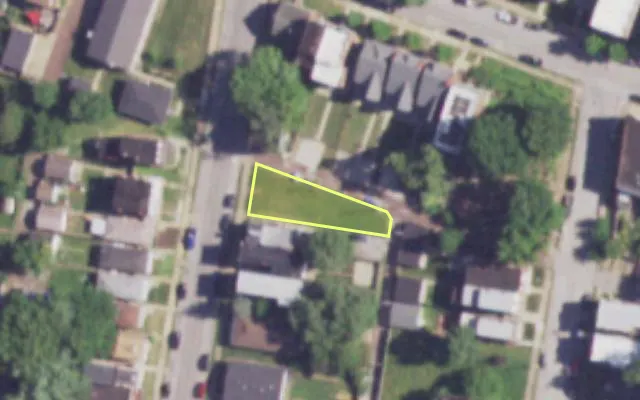Aerial view of 2816 NEBRASKA AV — vacant lot, St. Louis with approximate parcel outline