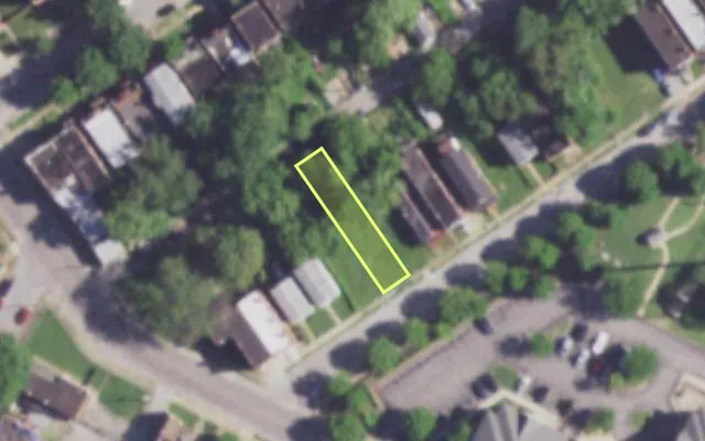 Aerial view of 4515 MARY AV — vacant lot, St. Louis with approximate parcel outline