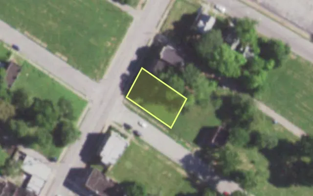 Aerial view of 1604 GOODFELLOW BLVD — vacant lot, St. Louis with approximate parcel outline