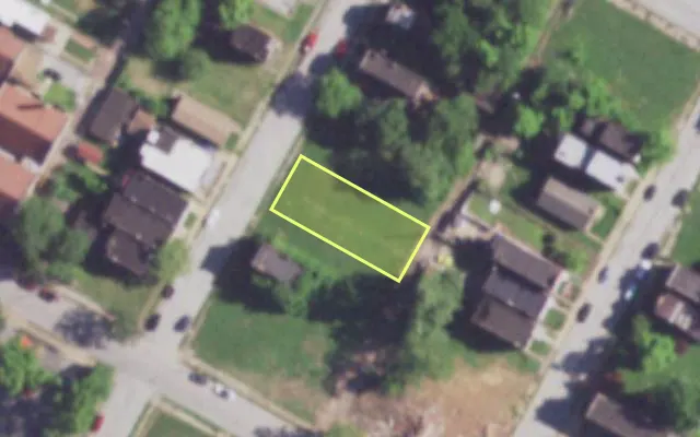 Aerial view of 4142 PECK ST — vacant lot, St. Louis with approximate parcel outline