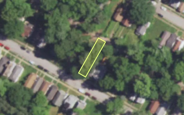 Aerial view of 6029 LUCILLE AV — vacant lot, St. Louis with approximate parcel outline