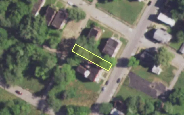 Aerial view of 1717 ANNIE MALONE DR — vacant lot, St. Louis with approximate parcel outline