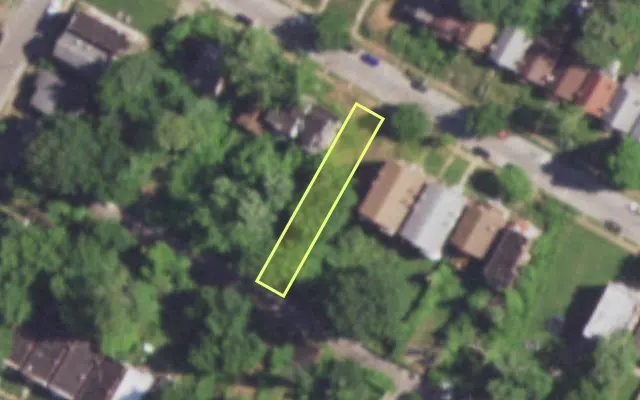 Aerial view of 4604 LEXINGTON AV — vacant lot, St. Louis with approximate parcel outline