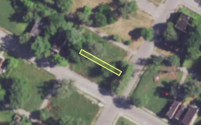 Aerial view of 2703 PRAIRIE AV — vacant lot, St. Louis with approximate parcel outline