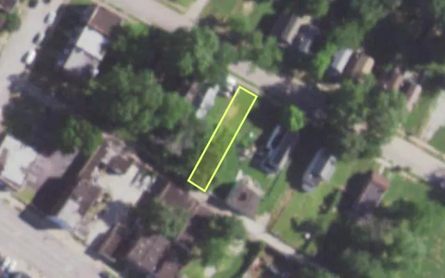 Aerial view of 5370 THEODOSIA AV — vacant lot, St. Louis with approximate parcel outline