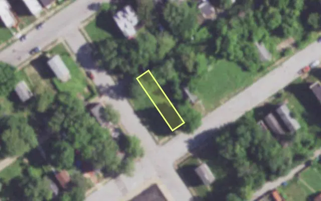 Aerial view of 2047 GANO AV — vacant lot, St. Louis with approximate parcel outline