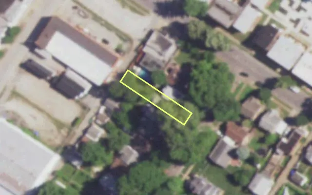 Aerial view of 5011 DEWEY AV — vacant lot, St. Louis with approximate parcel outline