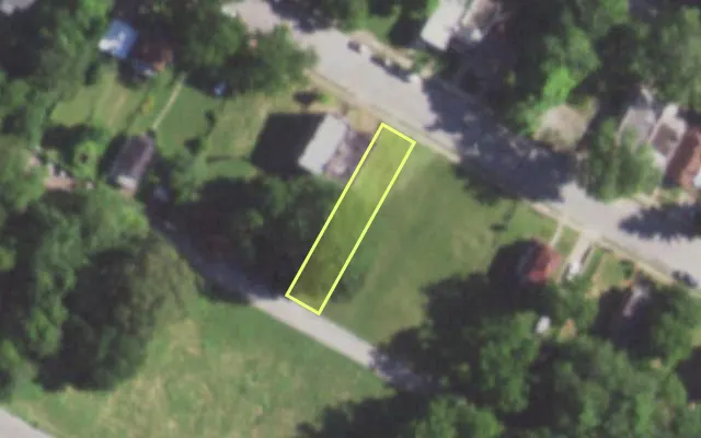 Aerial view of 5656 WABADA AV — vacant lot, St. Louis with approximate parcel outline