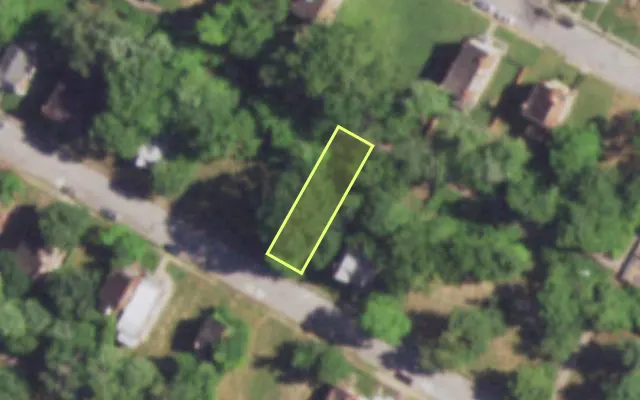 Aerial view of 4541 COTE BRILLIANTE AV — vacant lot, St. Louis with approximate parcel outline