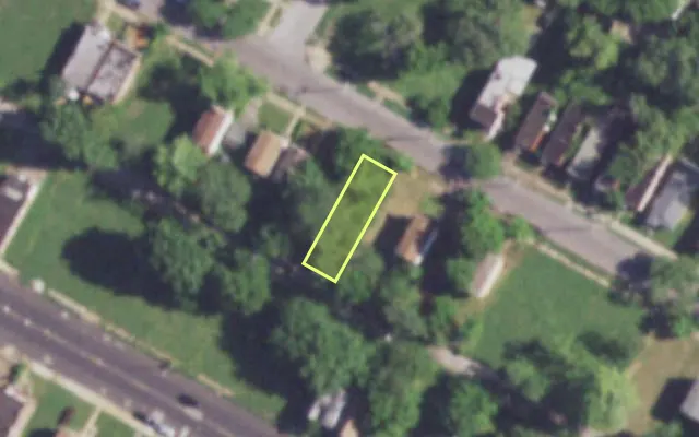 Aerial view of 4140 W PENROSE ST — vacant lot, St. Louis with approximate parcel outline