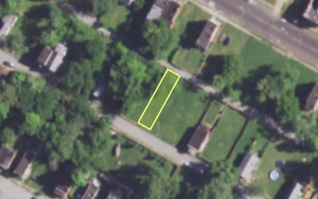 Aerial view of 3911 SHERMAN PL — vacant lot, St. Louis with approximate parcel outline