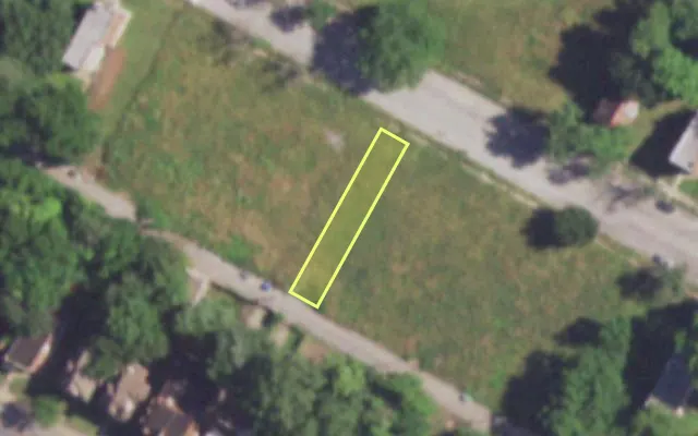 Aerial view of 4242 EVANS AV — vacant lot, St. Louis with approximate parcel outline