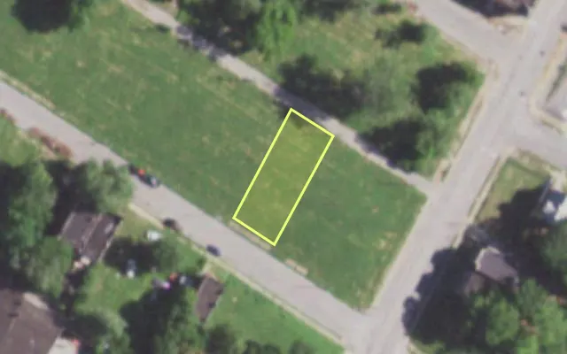 Aerial view of 5813 THEODOSIA AV — vacant lot, St. Louis with approximate parcel outline