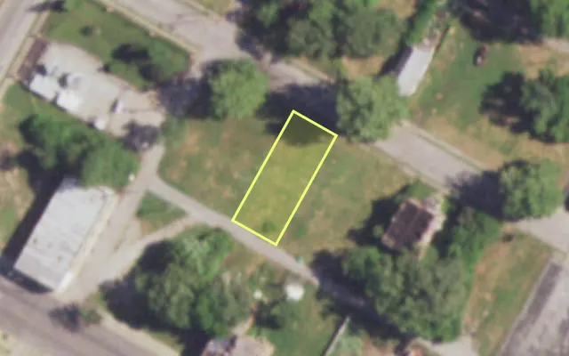 Aerial view of 4442 ALDINE AV — vacant lot, St. Louis with approximate parcel outline