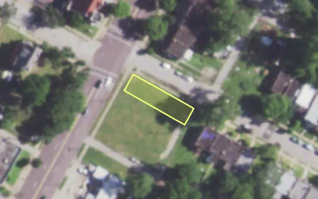 Aerial view of 2726 UNION BLVD — vacant lot, St. Louis with approximate parcel outline