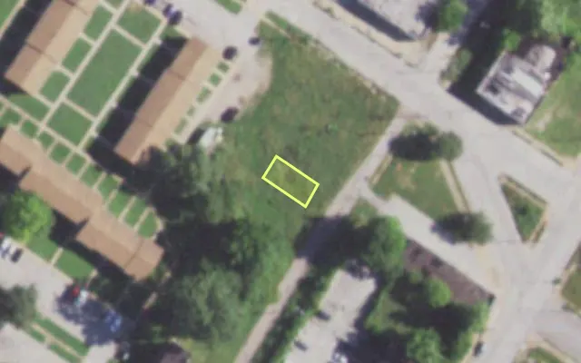 Aerial view of 1451 COCKRILL ST — vacant lot, St. Louis with approximate parcel outline