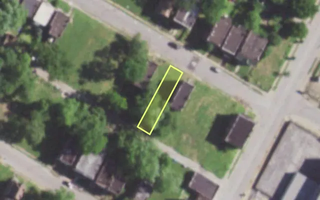 Aerial view of 5816 LOTUS AV — vacant lot, St. Louis with approximate parcel outline