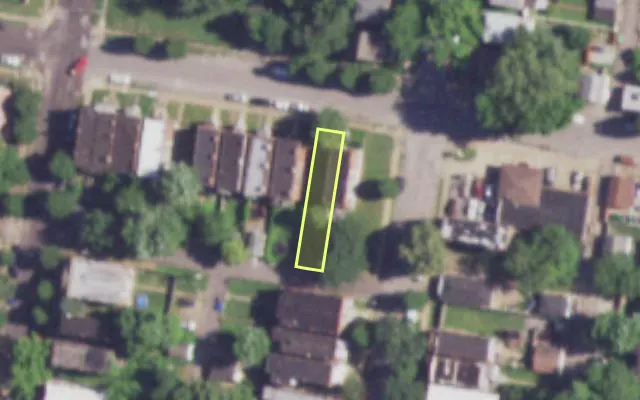 Aerial view of 3132 WINNEBAGO ST — vacant lot, St. Louis with approximate parcel outline