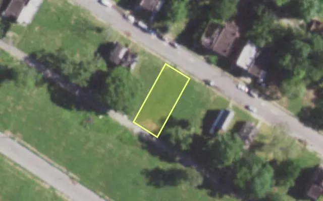 Aerial view of 5862 COTE BRILLIANTE AV — vacant lot, St. Louis with approximate parcel outline
