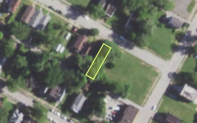 Aerial view of 5614 KENNERLY AV — vacant lot, St. Louis with approximate parcel outline