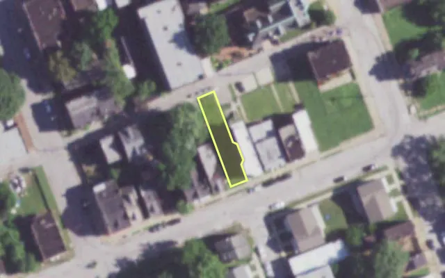Aerial view of 1419 DESTREHAN ST — vacant lot, St. Louis with approximate parcel outline