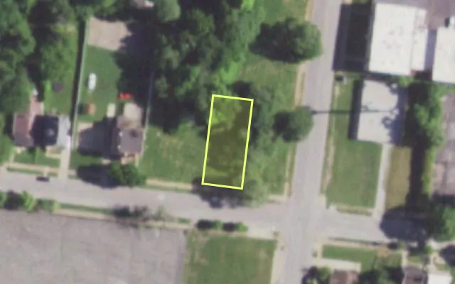 Aerial view of 5905 BARTMER AV — vacant lot, St. Louis with approximate parcel outline