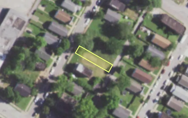Aerial view of 1424 MONTCLAIR AV — vacant lot, St. Louis with approximate parcel outline