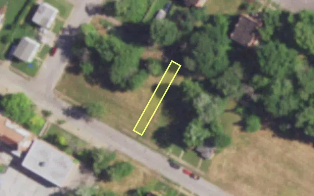 Aerial view of 4581 KENNERLY AV — vacant lot, St. Louis with approximate parcel outline