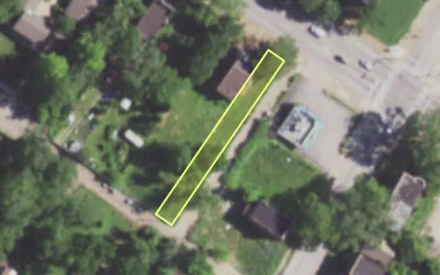 Aerial view of 5812 PAGE BLVD — vacant lot, St. Louis with approximate parcel outline