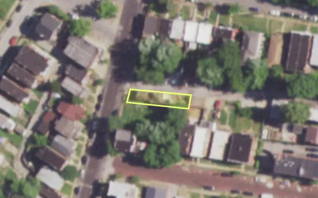 Aerial view of 4416 VIRGINIA AV — vacant lot, St. Louis with approximate parcel outline
