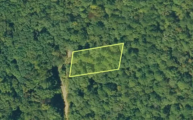 Aerial view of VAN BUREN County parcel 4300-15147-0000 — Arkansas post-auction with approximate parcel outline