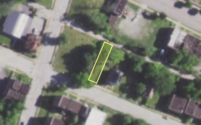 Aerial view of 5089 WELLS AV — vacant lot, St. Louis with approximate parcel outline