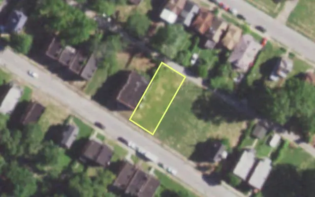 Aerial view of 5947 HIGHLAND AV — vacant lot, St. Louis with approximate parcel outline