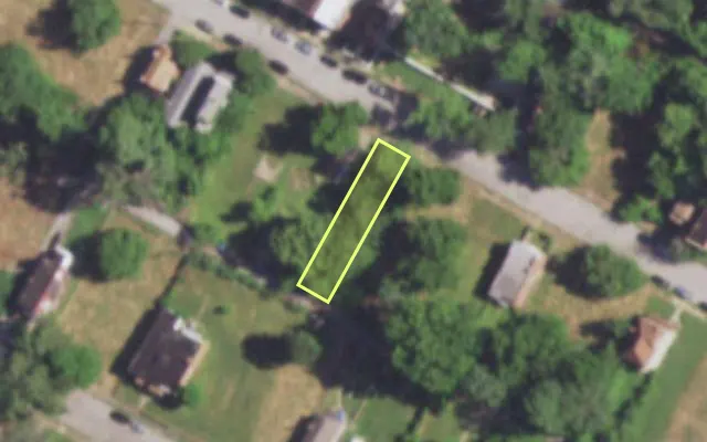 Aerial view of 4434 COTTAGE AV — vacant lot, St. Louis with approximate parcel outline