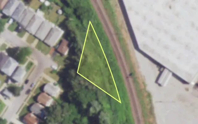 Aerial view of 3963 NEOSHO ST — vacant lot, St. Louis with approximate parcel outline
