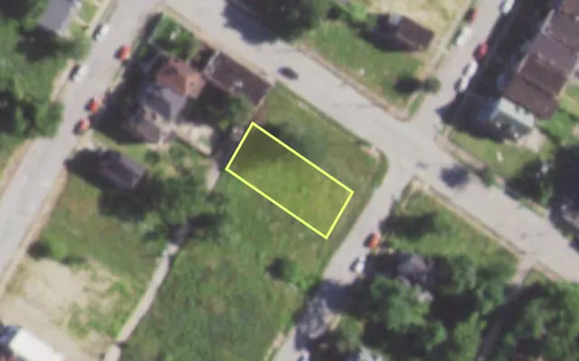 Aerial view of 1393 SEMPLE AV — vacant lot, St. Louis with approximate parcel outline