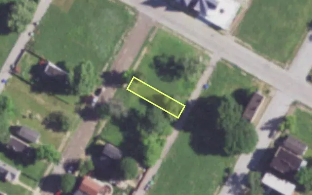 Aerial view of 4248 GANO AV — vacant lot, St. Louis with approximate parcel outline